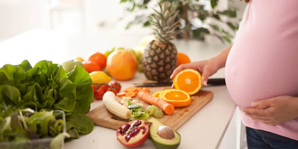 Food in Pregnancy: Essential Nutrition Tips for Mom & Baby
